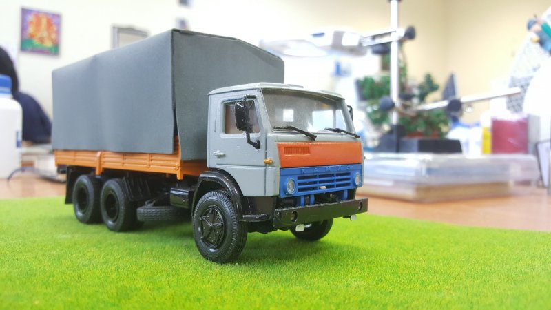 КАМАЗ 53228 модель 1:43