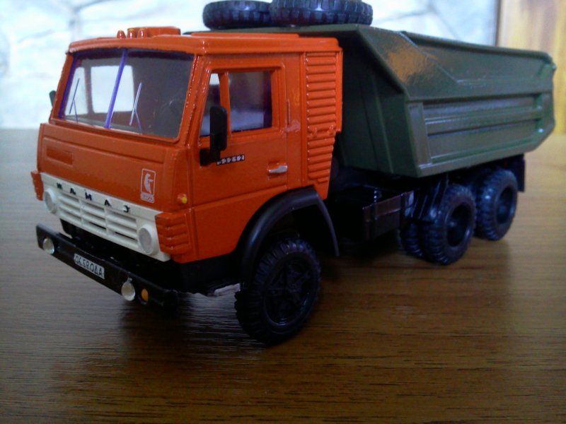 КАМАЗ-44108 седельный тягач