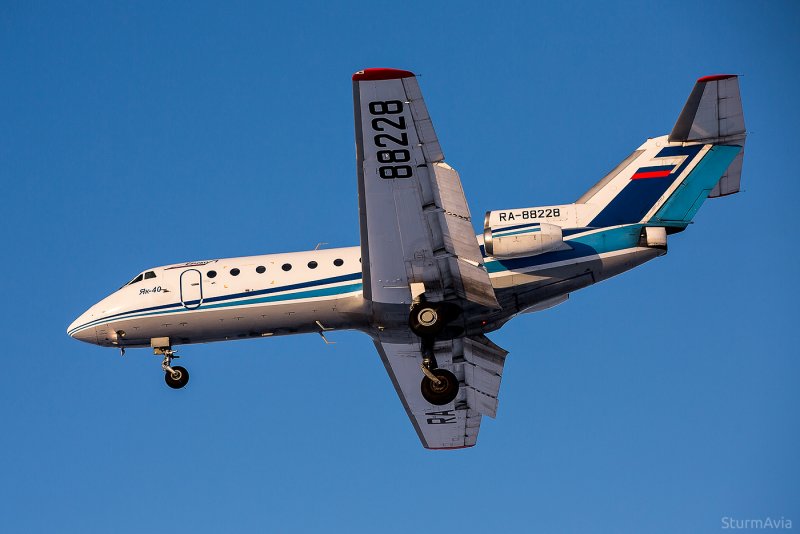 Як-40 ra-88228 Баркол