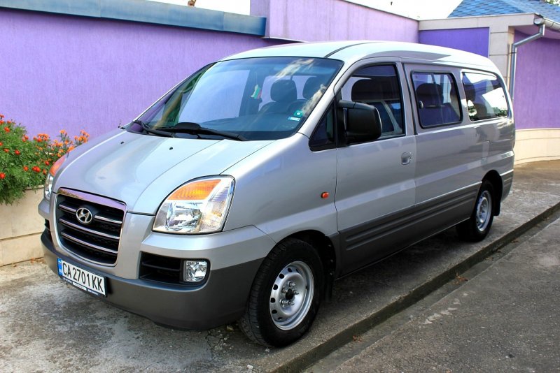 Hyundai Starex h1