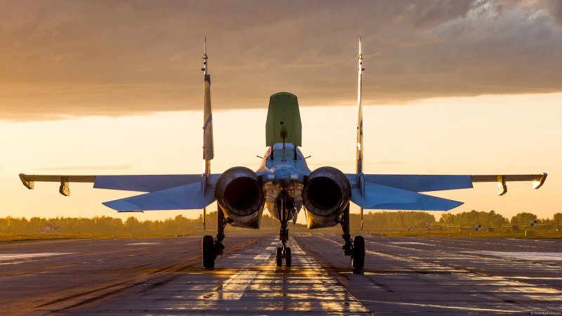 Самолет c-17 Globemaster III
