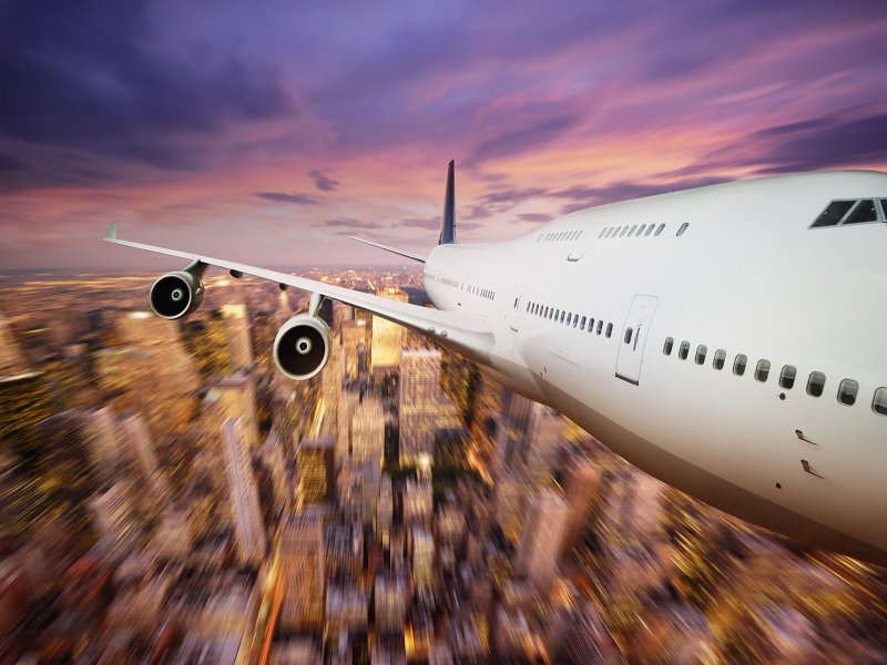 Самолет посадка Боинг 747