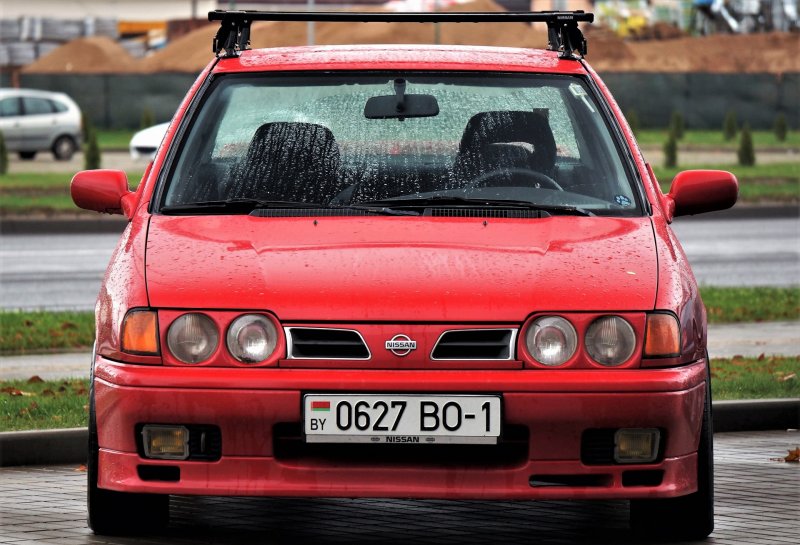 Morette Nissan primera p10