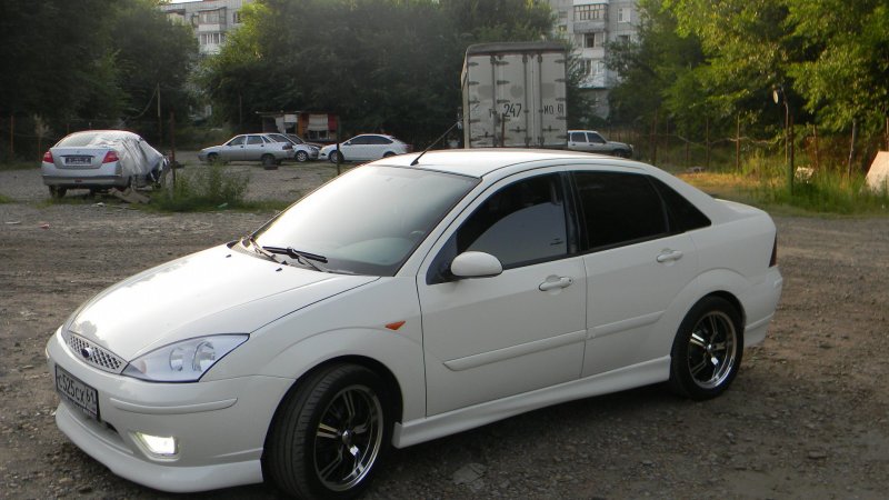 Ford Focus 1 седан обвес