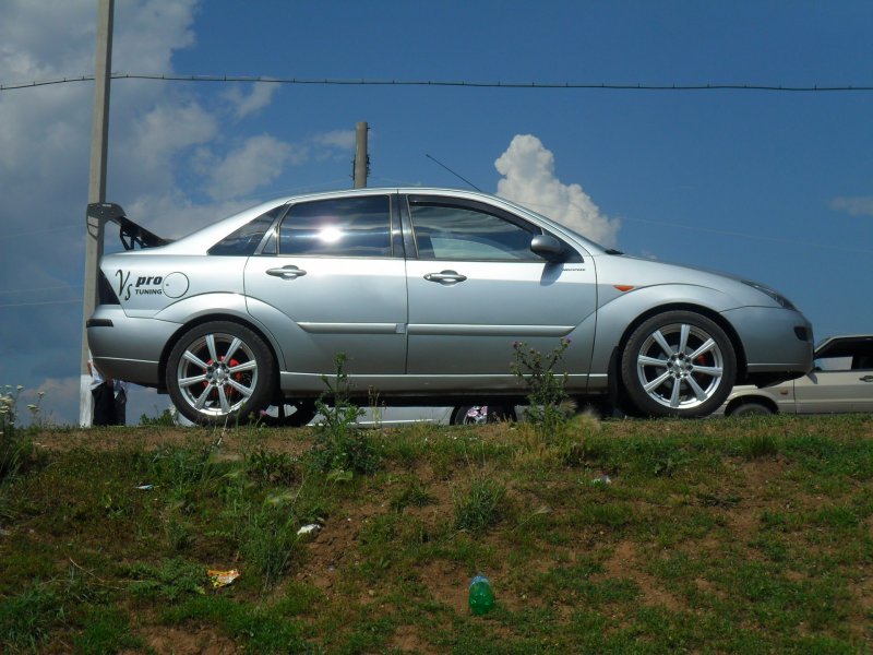 Ford Focus 2 седан 2004
