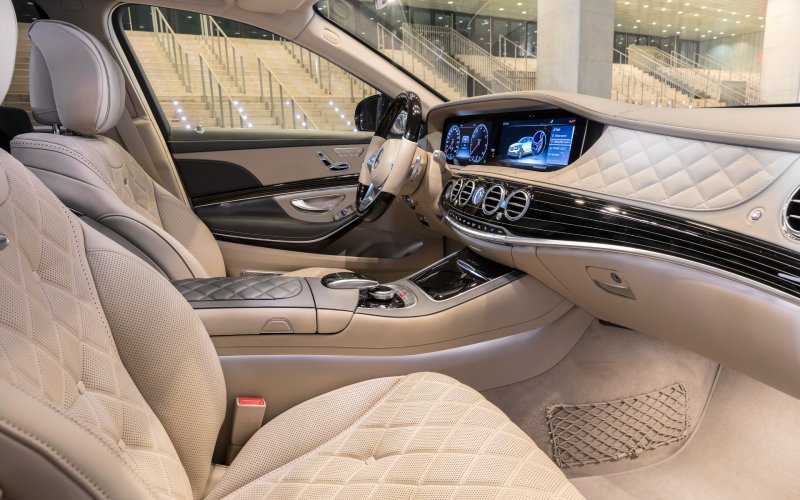 Mercedes-Maybach s 560