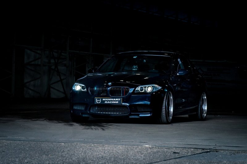 BMW m5 f10 ночью