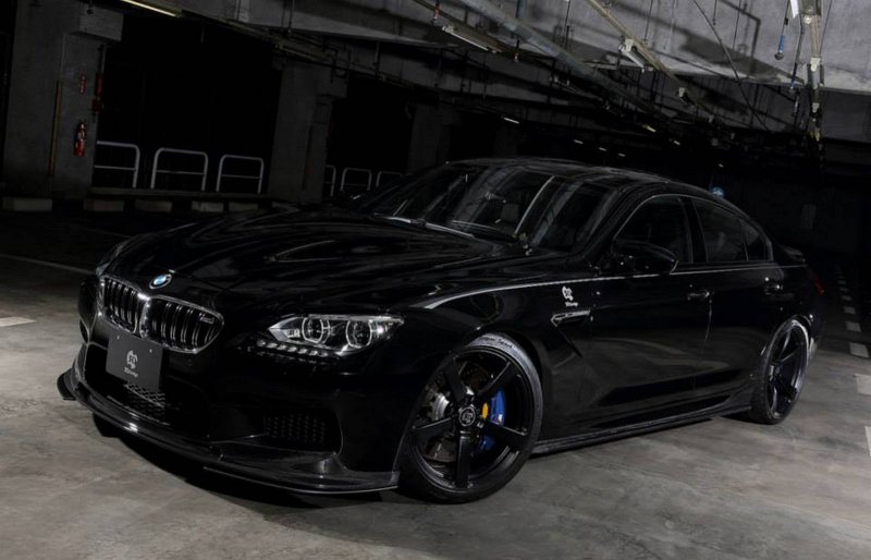 BMW м5 в черном цвете