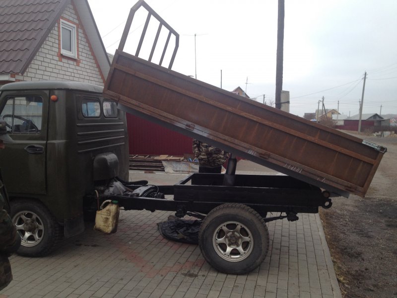 Кузов самосвальный УАЗ 3303