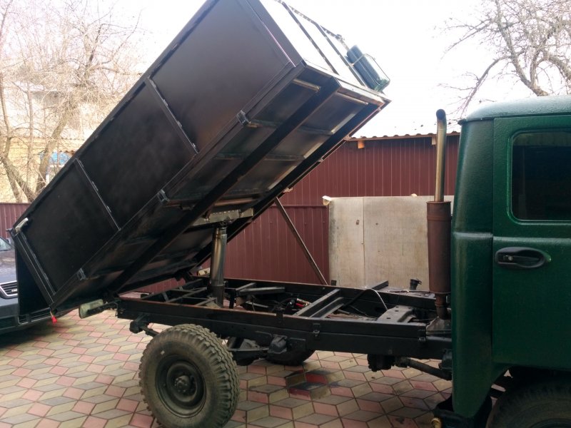 УАЗ 452 самосвал