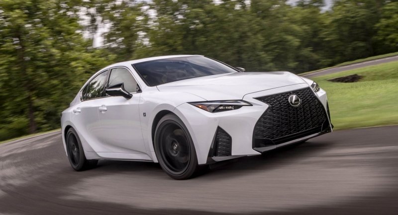 Lexus is 350 2021