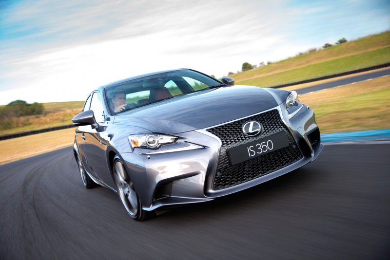 Lexus is 350 f Sport