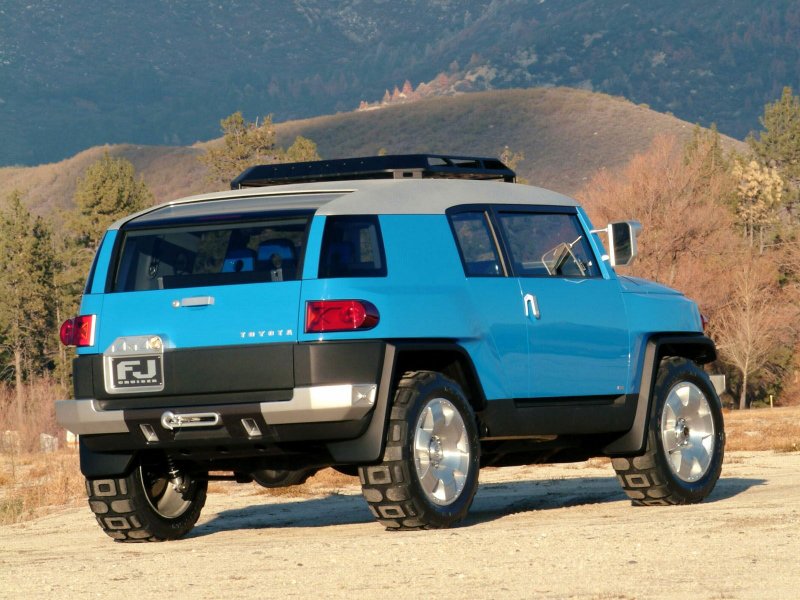 Тойота FJ Cruiser 2017