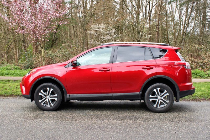 Toyota rav4 Red 2016
