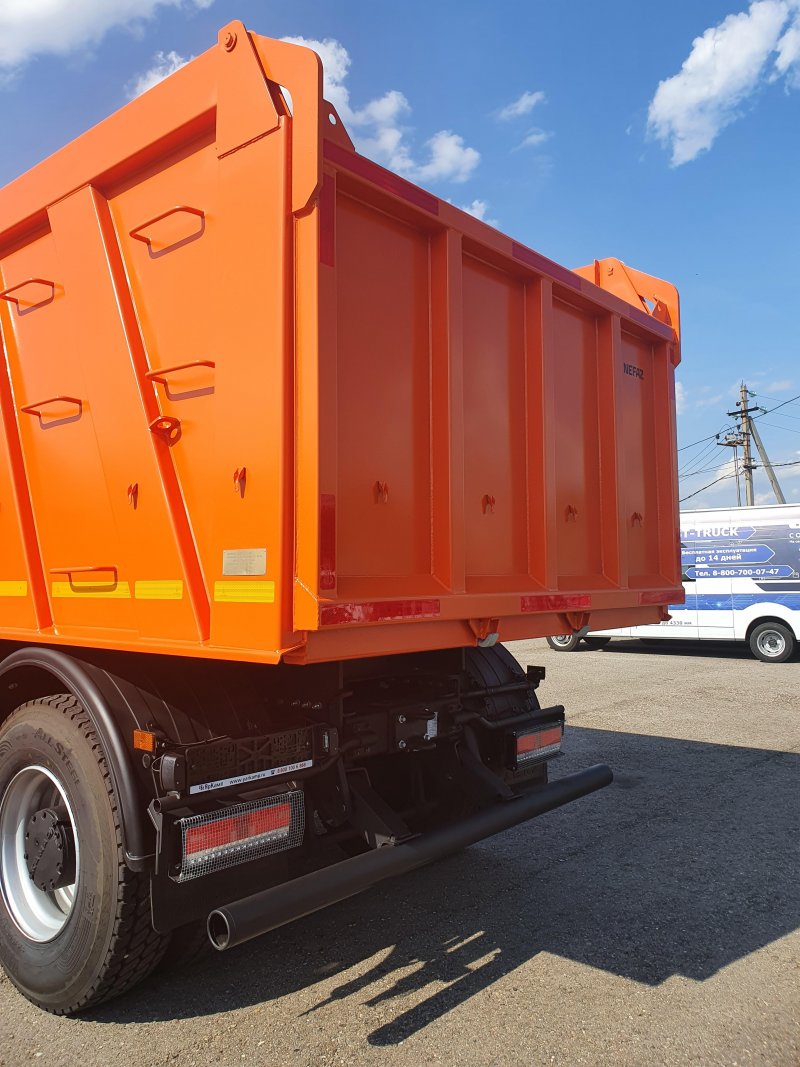 КАМАЗ 6520-53