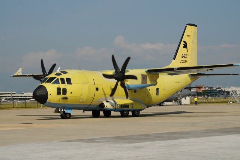 Транспортный самолет США C-27j Spartan