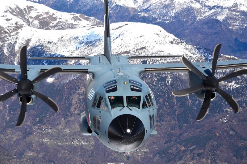 Самолет с 27 j Spartan