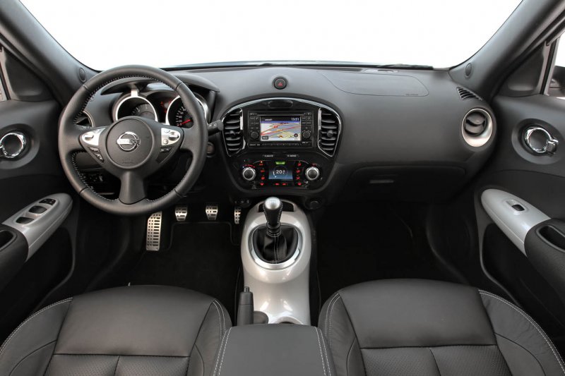 Nissan Juke 2012 салон