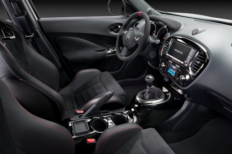 Nissan Juke 2014 салон