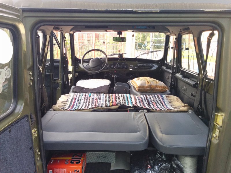 UAZ Hunter салон