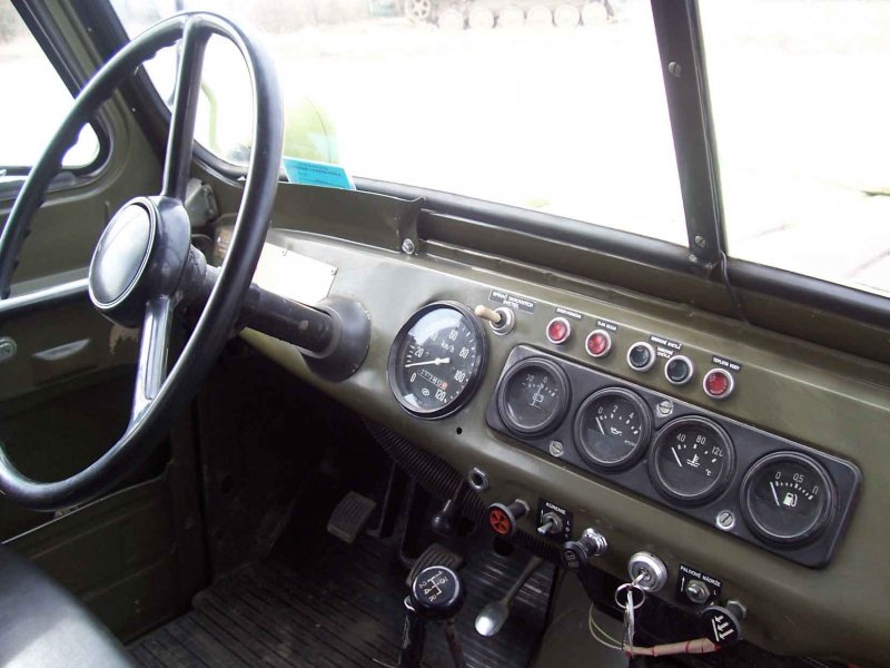 УАЗ 3151 салон внутри