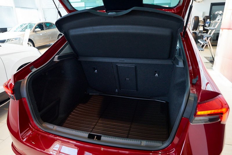 Skoda Rapid Spaceback багажник