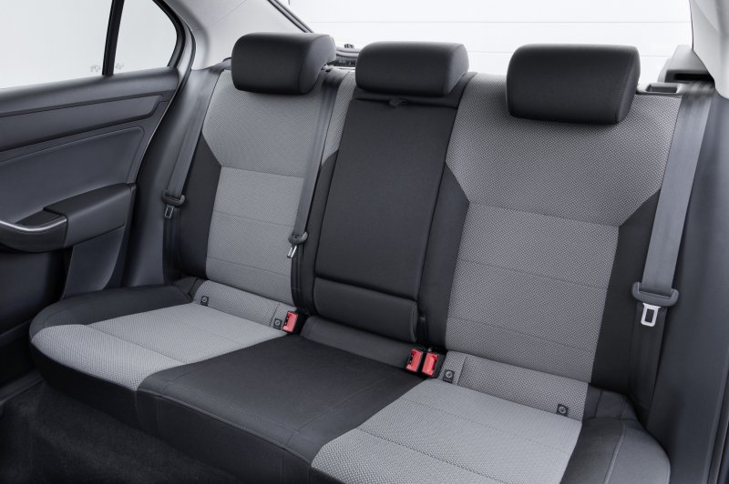 Skoda Rapid 2017 багажник