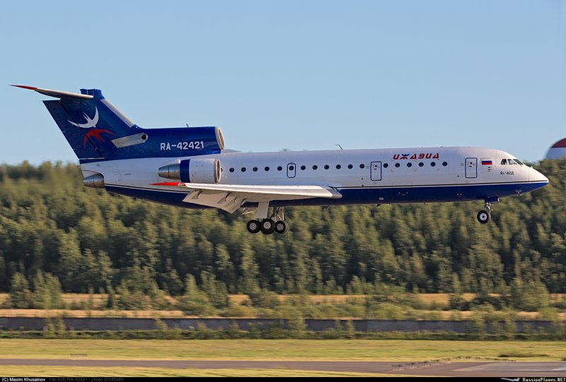Ту-334 пассажирский самолёт