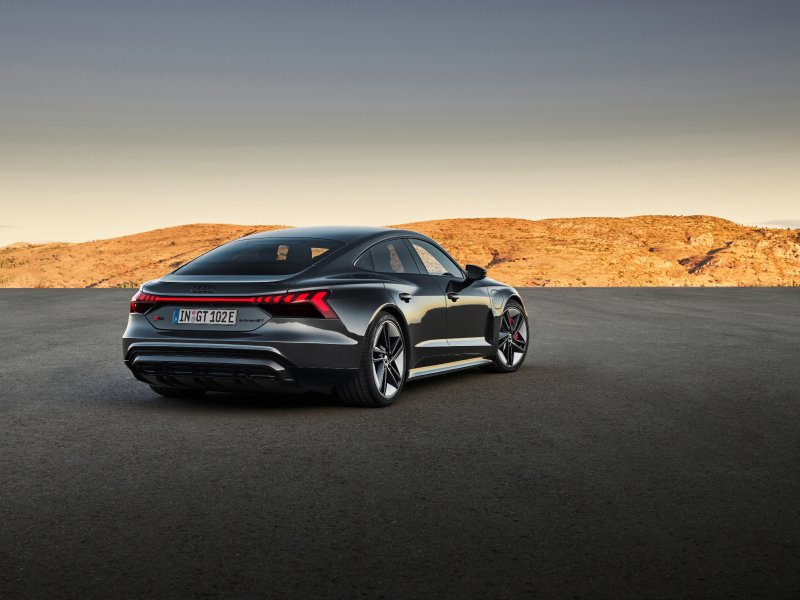 Audi RS E-tron gt 2021