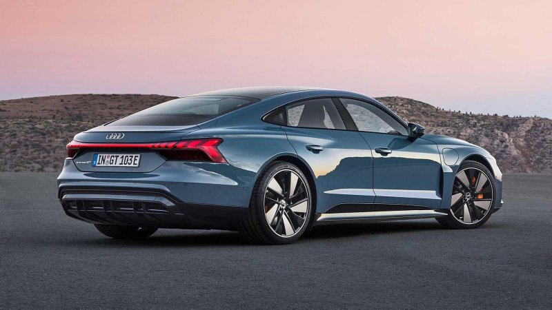 Audi e-tron gt 2021