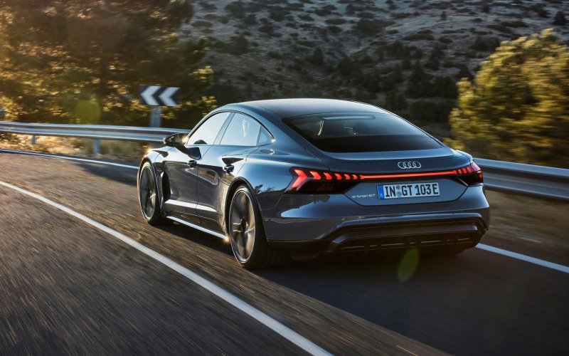 Audi e-tron gt 2021