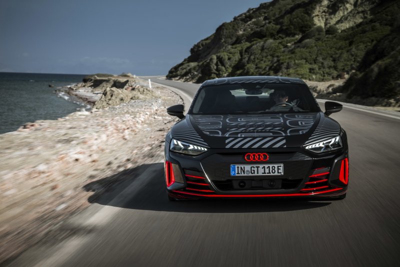 Audi e-tron gt 2021