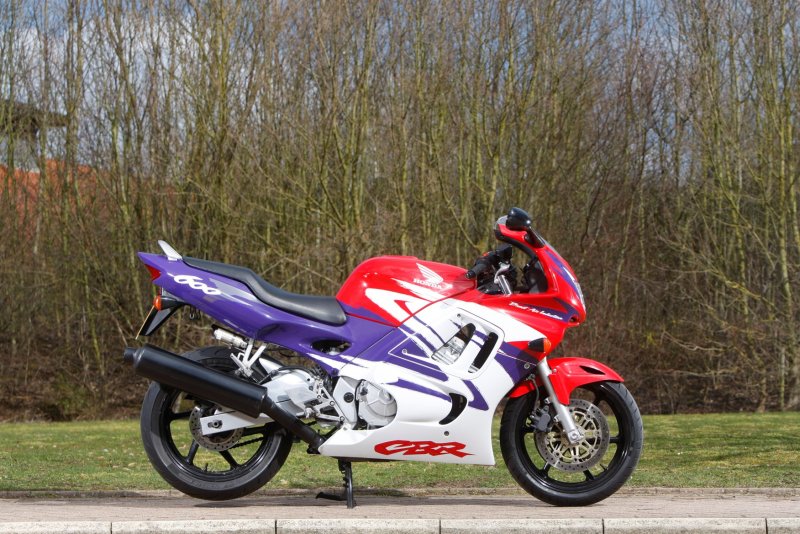 Honda CBR 600 f3