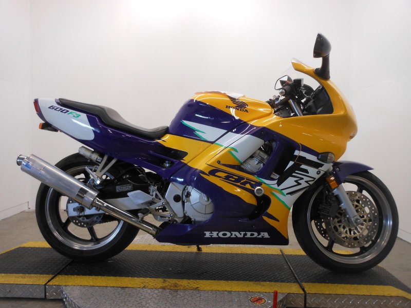 Honda CBR 600 f3