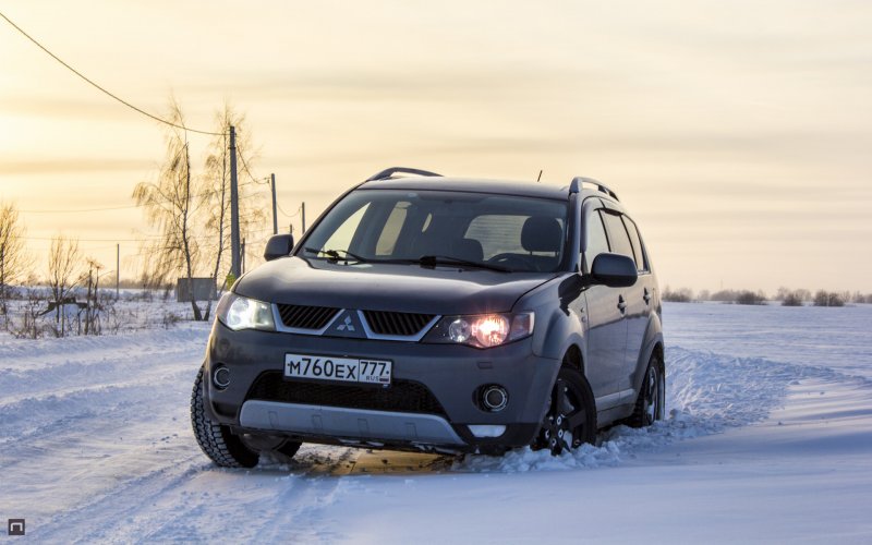 Pajero Sport шильдик