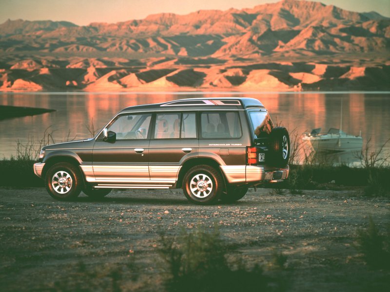 Mitsubishi Pajero 2 поколение