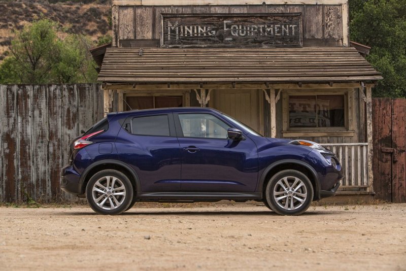 Тойота c-HR 2015