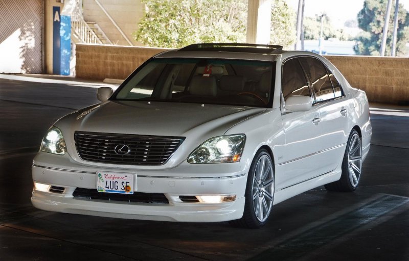 Lexus LX 430