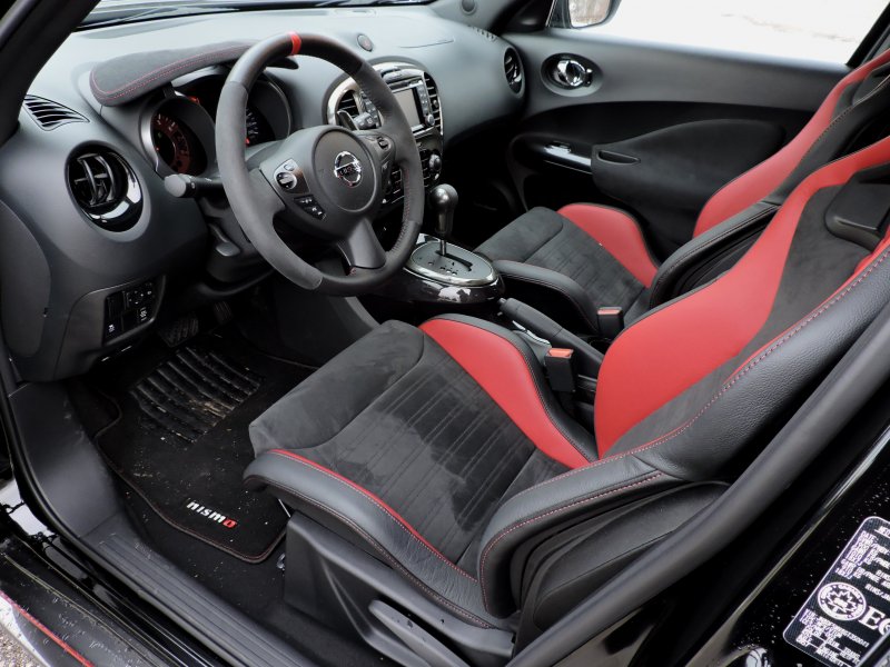 Nissan Juke салон