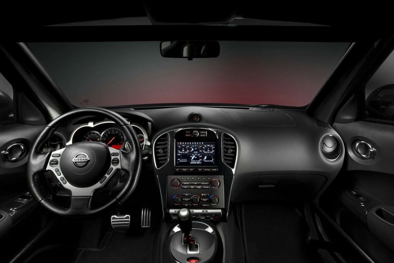 Nissan Juke Nismo GTR салон