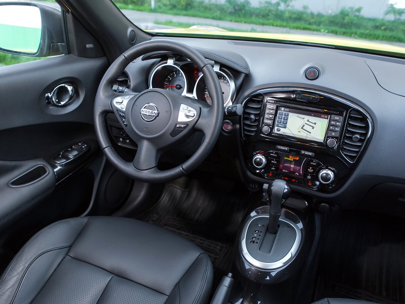 Nissan Juke 2017 салон
