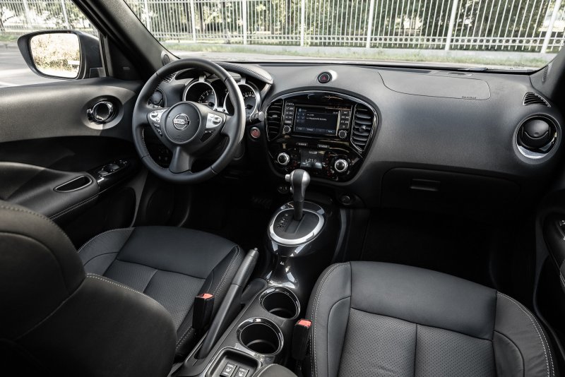 Nissan Juke 2013 салон
