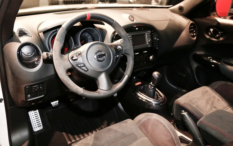 Nissan Juke салон механика