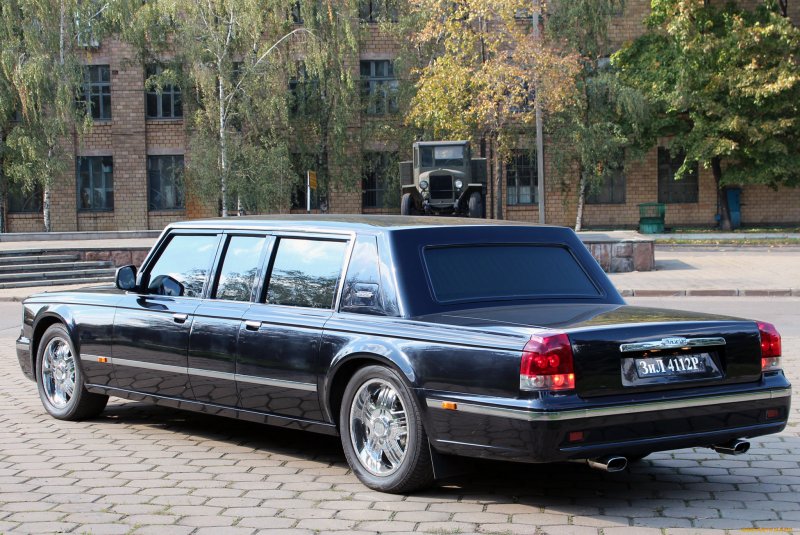 Машина ЗИС 110