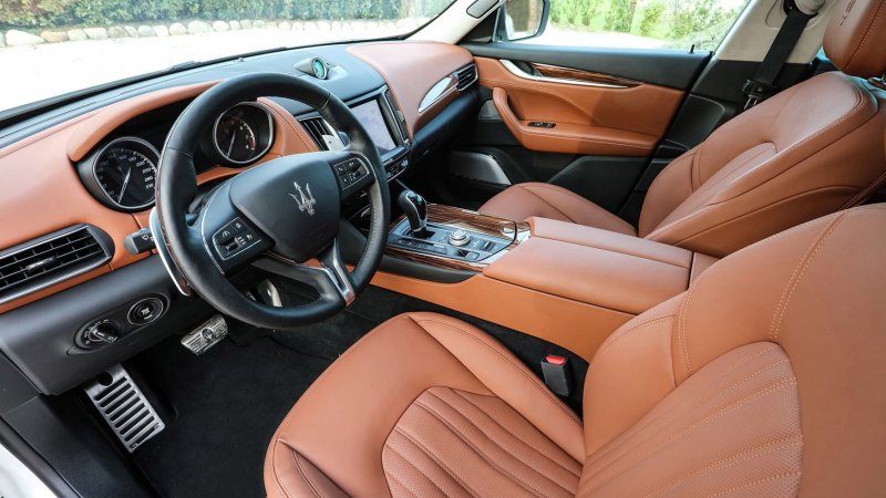 Maserati Levante салон