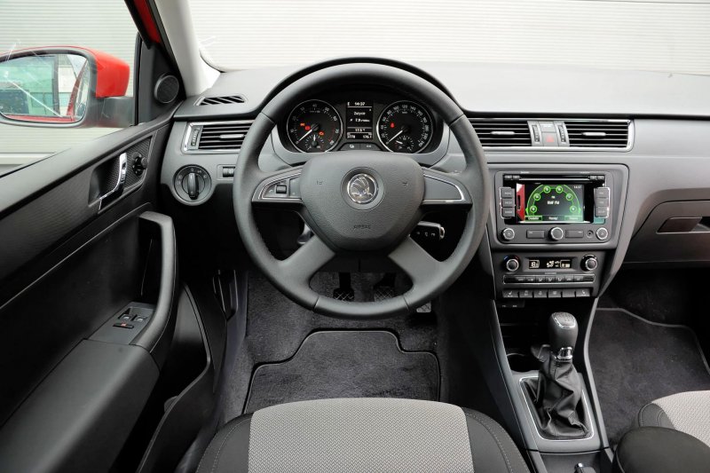 Skoda Rapid механика