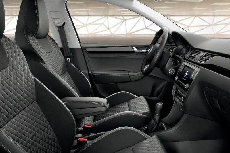 Škoda Rapid 2021 салон