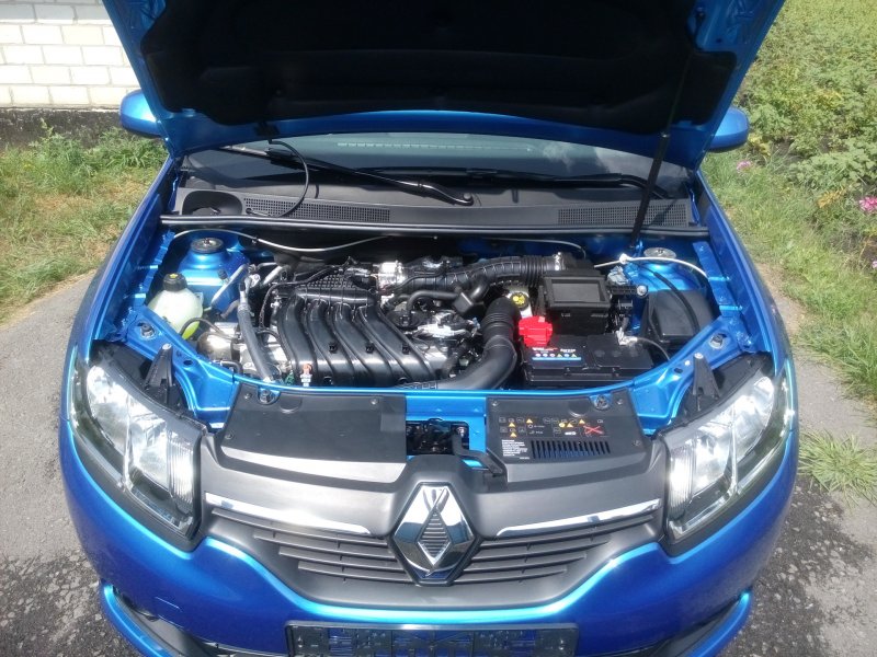 Renault Logan 2 под капотом