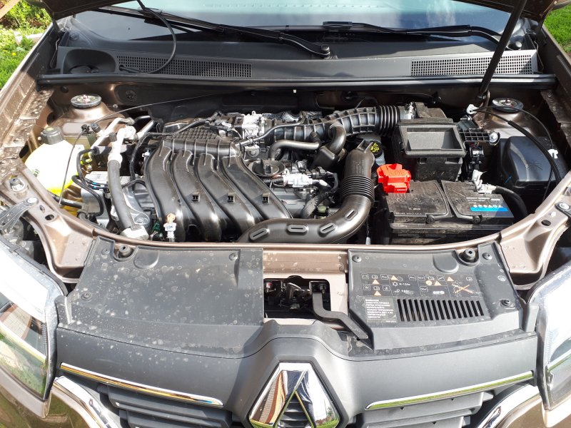 Renault Logan Stepway уплотнитель капота