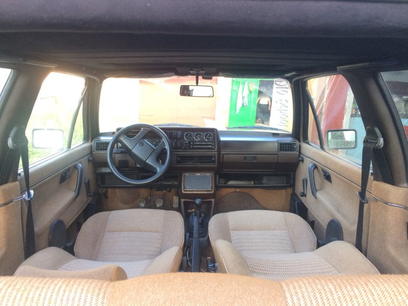 Volkswagen Golf 2 салон